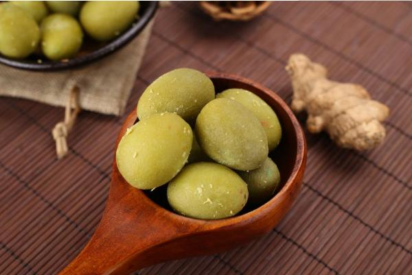 橄欖和牛肉能一起吃嗎 橄欖不能和什么一起吃