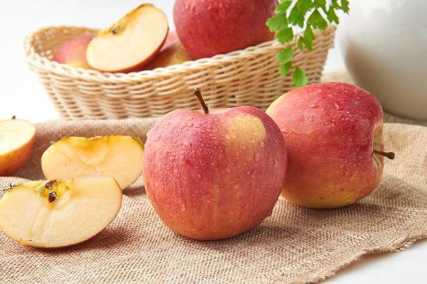 紅富士蘋果功效與作用 紅富士蘋果營養價值