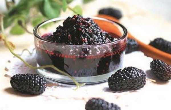 桑葚酒的功效與作用及禁忌 桑葚酒的制作方法