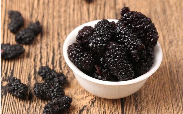 桑葚怎么吃 桑葚吃多了會怎樣