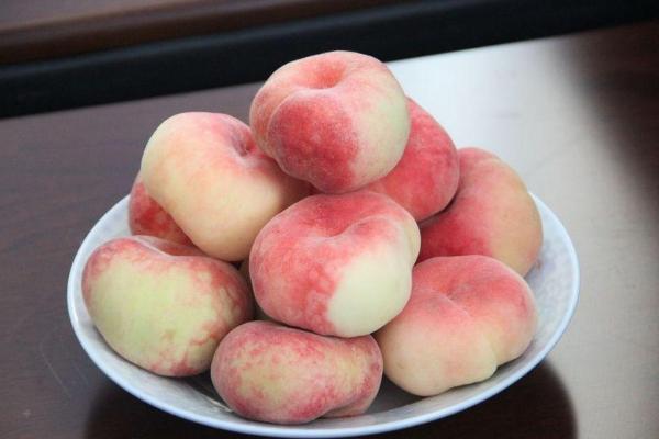 蟠桃市場價格多少錢一斤 蟠桃營養價值