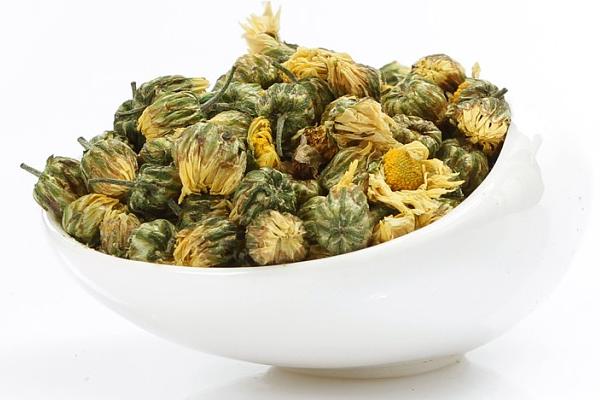 胎菊和雪菊的區別是什么 胎菊怎么泡水喝