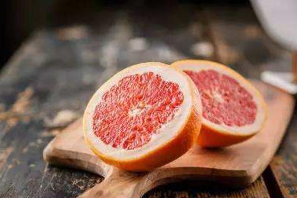 葡萄柚的功效與作用及禁忌 葡萄柚營養價值