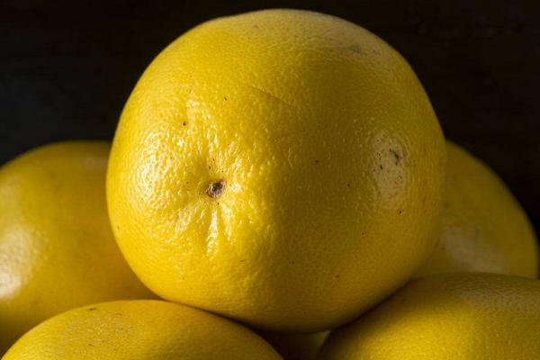 葡萄柚的功效與作用及禁忌 葡萄柚營(yíng)養(yǎng)價(jià)值