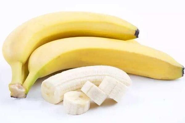 香蕉蛋糕的做法 最簡(jiǎn)單香蕉蛋糕配方