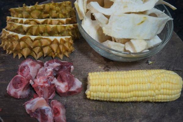 榴蓮殼有什么用 榴蓮殼煲什么湯營養好