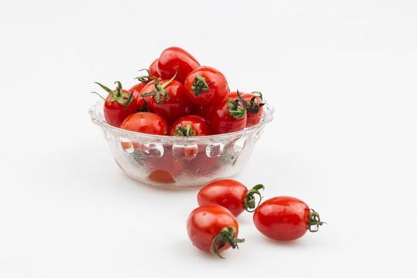 圣女果熱量是多少 吃圣女果上火嗎