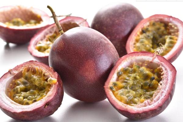 多情百香果汁的做法 多情百香果汁調配竅門