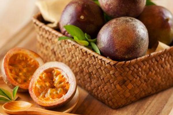 多情百香果汁的做法 多情百香果汁調配竅門