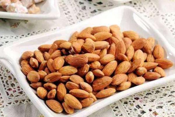 巴旦木是杏仁嗎 杏仁和巴旦木的區別是什么