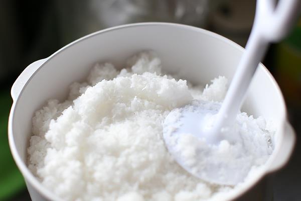 孕婦可以喝椰汁嗎 喝椰汁上火嗎