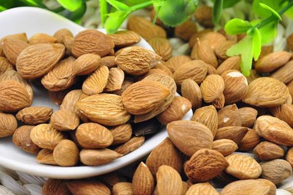 甜杏仁市場價格多少錢一斤 甜杏仁的功效與作用