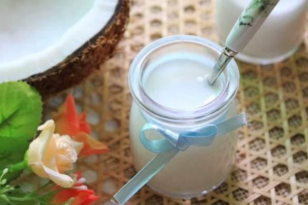 椰子汁是什么顏色 椰子汁什么味道