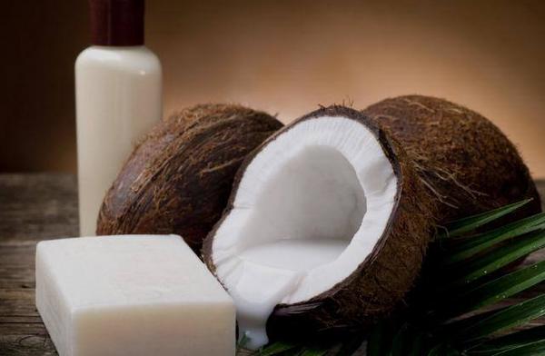 椰子汁是什么顏色 椰子汁什么味道