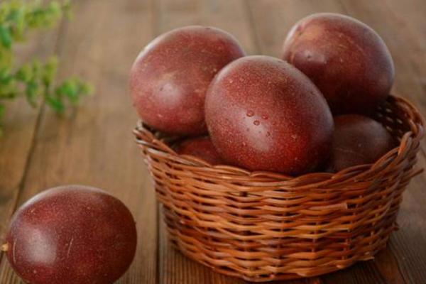 百香果晚上可以吃嗎 百香果的正確吃法