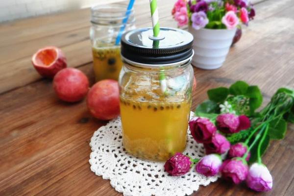 百香果飲料做法 怎么制作百香果飲料 百香果配什么好喝