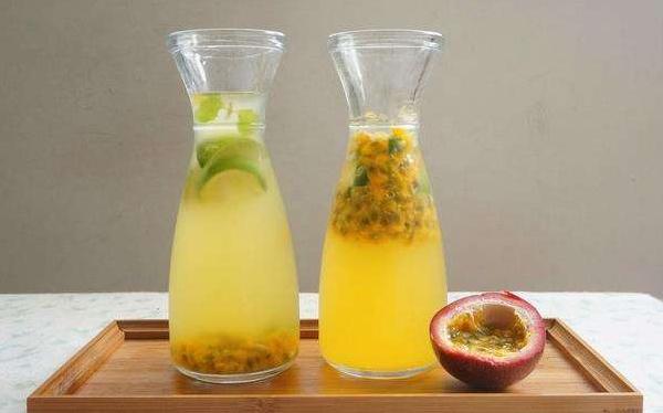百香果飲料做法 怎么制作百香果飲料 百香果配什么好喝