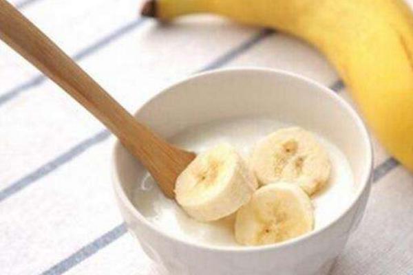 香蕉酸奶能一起吃嗎 香蕉酸奶能減肥嗎