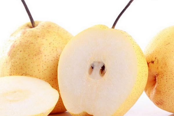 雪花梨和皇冠梨的區(qū)別是什么 吃雪花梨有什么好處