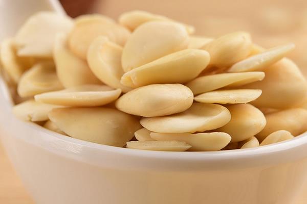 北杏仁功效與作用 北杏仁怎么吃