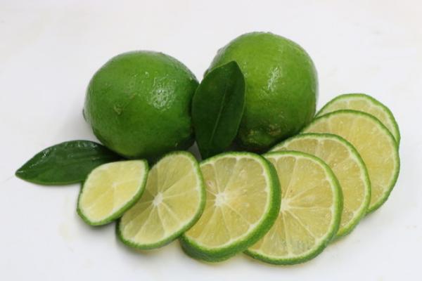 青檸怎么吃 常見青檸飲料的做法