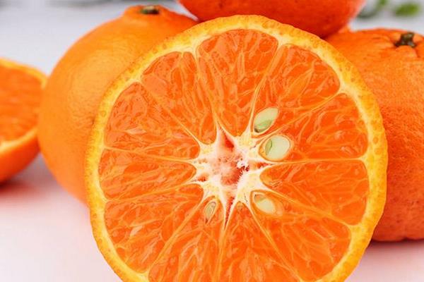 蘆柑和丑橘的區(qū)別是什么 蘆柑和橘子的區(qū)別