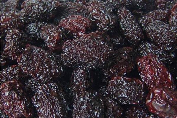 黑棗是怎么加工出來(lái)的 一天吃幾個(gè)黑棗最好