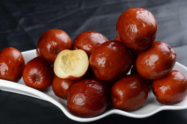 酒棗制作方法 吃酒棗對(duì)人有什么好處