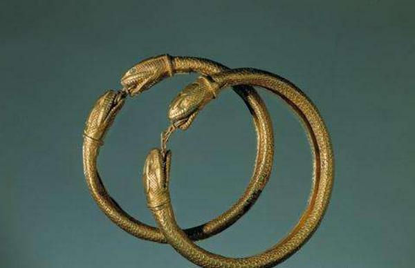 屬豬的本命佛是什么 屬豬吉祥物是什么 屬豬帶什么好