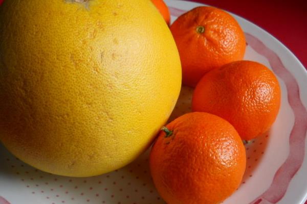葡萄柚是西柚嗎 葡萄柚和西柚的區別是什么