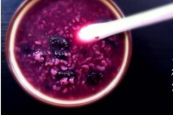 桑葚粥的做法 桑葚粥的功效與作用