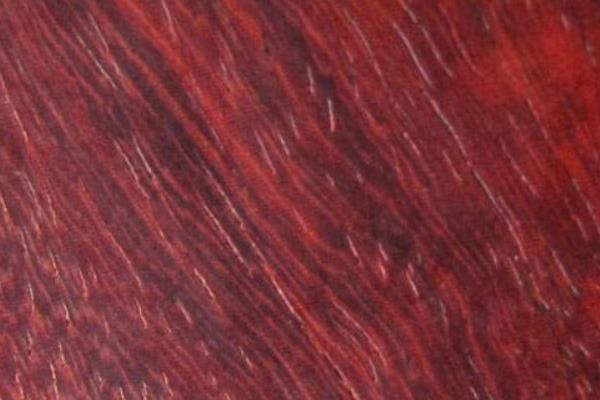 小葉紫檀和紫檀的區(qū)別是什么 小葉紫檀和大葉紫檀的區(qū)別