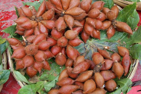 蛇皮果市場價格多少錢一斤 蛇皮果的食用方法