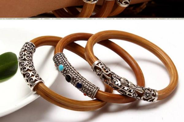 戴雞血藤手鐲有什么功效 雞血藤手鐲一般多少錢（市場價格）