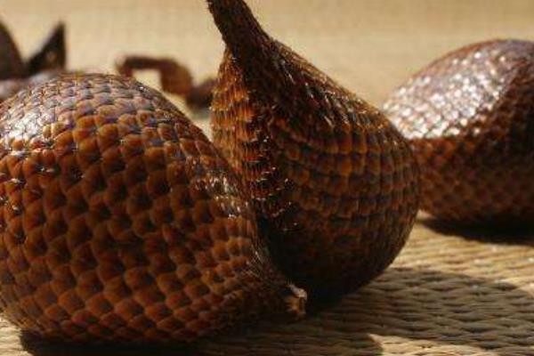 蛇皮果什么時(shí)候熟 蛇皮果是什么季節(jié)的水果