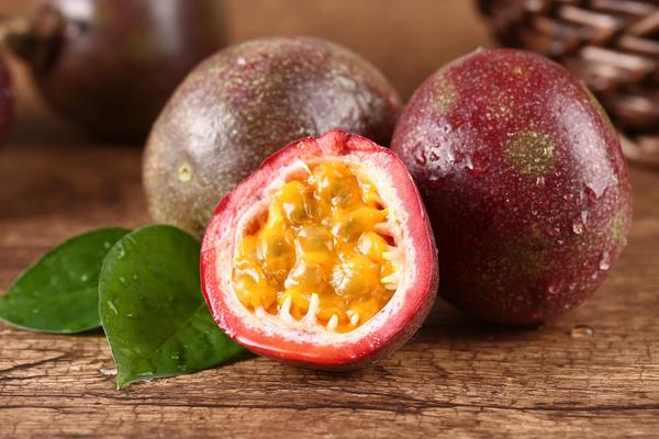 百香果皮長毛了能吃嗎 百香果怎么樣是壞了