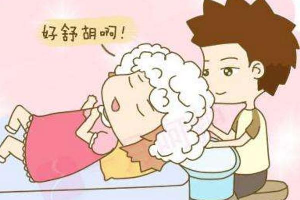 夢見洗頭發(fā)是什么意思 女人夢到自己給自己洗頭有什么預兆