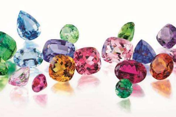 夢見寶石是什么意思 夢到撿了好多漂亮的寶石有什么預兆