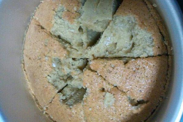 夢見吃蛋糕是什么意思 女人夢到別人給自己蛋糕吃有什么預兆