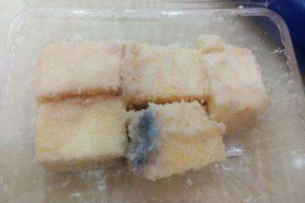 夢見吃蛋糕是什么意思 女人夢到別人給自己蛋糕吃有什么預兆