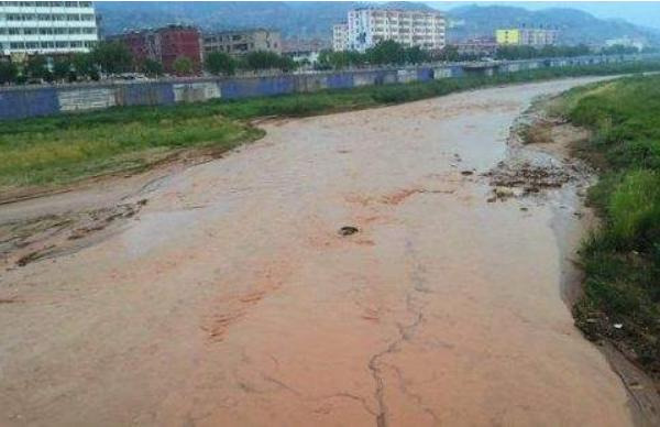 夢見河水干了是什么意思 女人夢到河里突然干涸見底有什么預兆