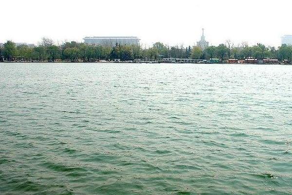 夢見河水暴漲是什么意思 女人夢到河里突然漲大水有什么預兆