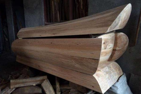 夢見棺材是什么意思 女人夢見黑棺材有什么預(yù)兆