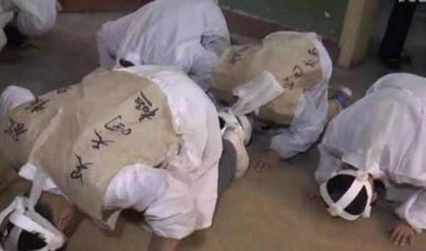 夢見披麻戴孝是什么意思 夢到一群人披麻戴孝有什么預(yù)兆