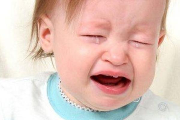 夢見小女孩哭是什么意思 夢到別人的小女孩哭有什么預兆