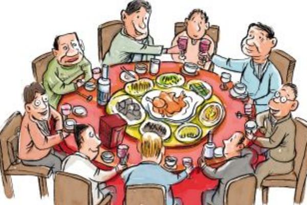 夢見別人請吃飯是什么意思 女人夢到別人請客吃飯有什么預(yù)兆