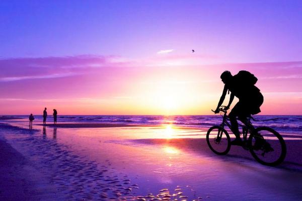 夢見騎自行車下坡是什么意思 夢到騎單車飛快下坡有什么預兆