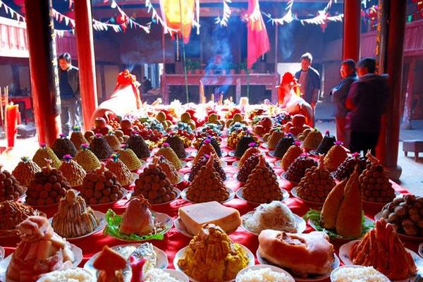 夢(mèng)見(jiàn)祭祖是什么意思 夢(mèng)到和家人一起去祭祖有什么預(yù)兆