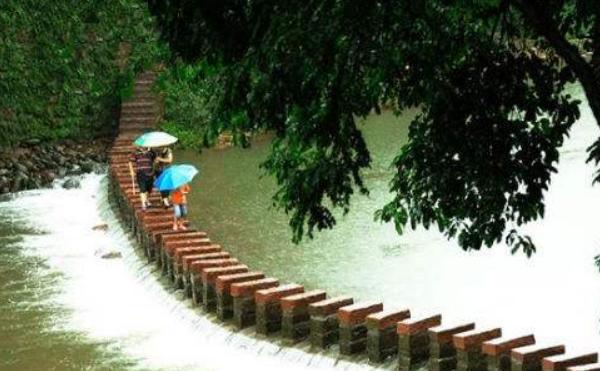 夢見過橋是什么意思 女人夢到過橋很危險有什么預兆