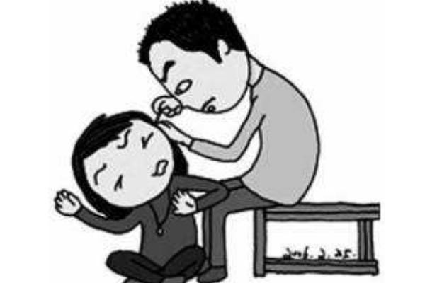 夢見咳血痰是什么意思 女人夢到自己吐痰帶血有什么預兆